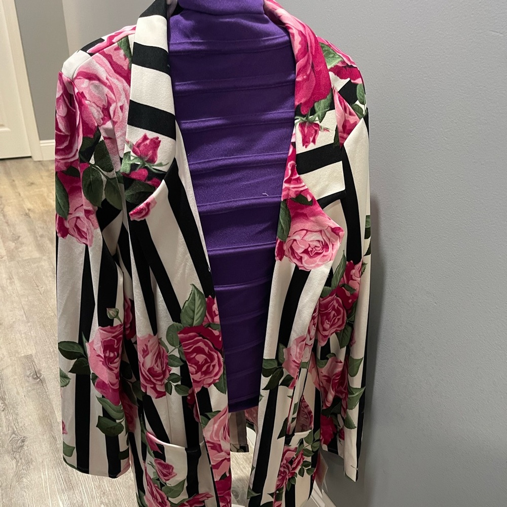 LuLaRoe Gwen Blazer